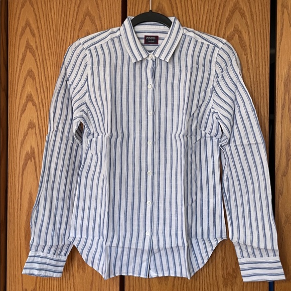 UNTUCKit Tops - UNTUCKit Linen Top